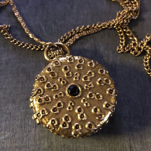 GOLDETTE NY Multi-Strand GoldTone Necklace Locket - Picture 6 of 7